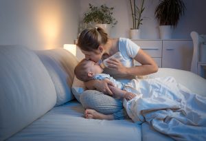 breastfeeding and bottle feeding at night