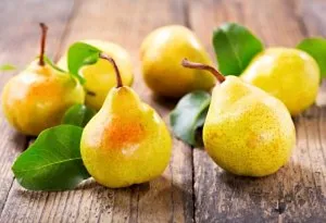 Week 17 baby size- pear