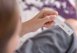घर पर गर्भावस्था परीक्षण कैसे करें?