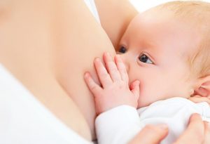 How Much and How Often Should You Breastfeed?