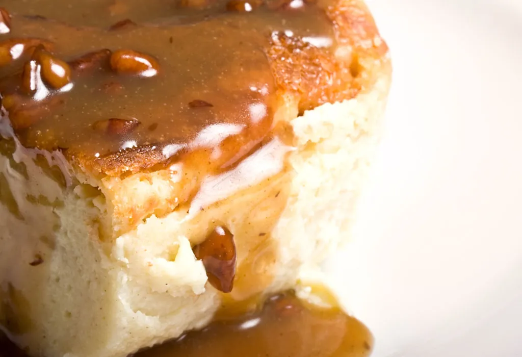 Caramel bread pudding
