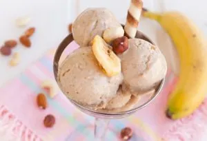 BANANA ICE CREAM
