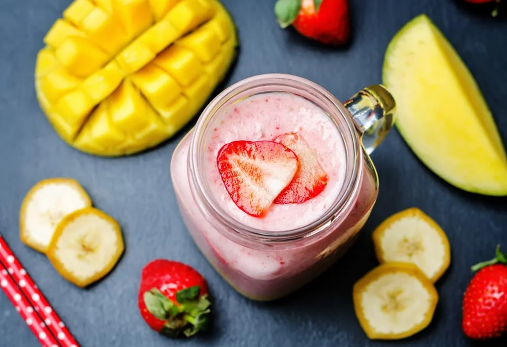 Mango-Strawberry Smoothie