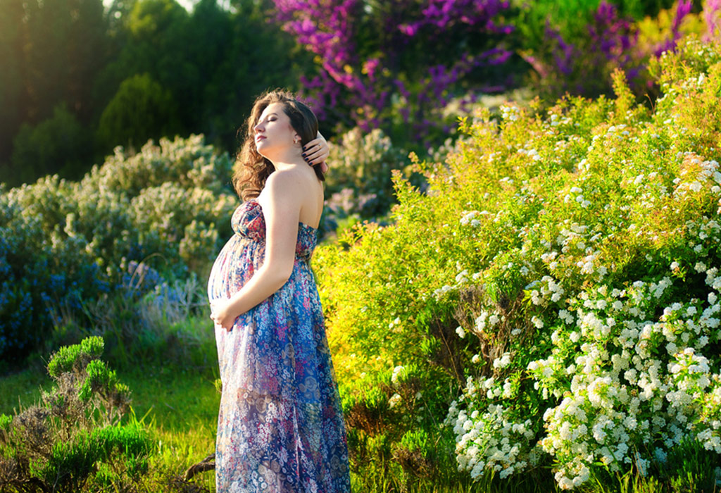 Nature Maternity Photoshoot