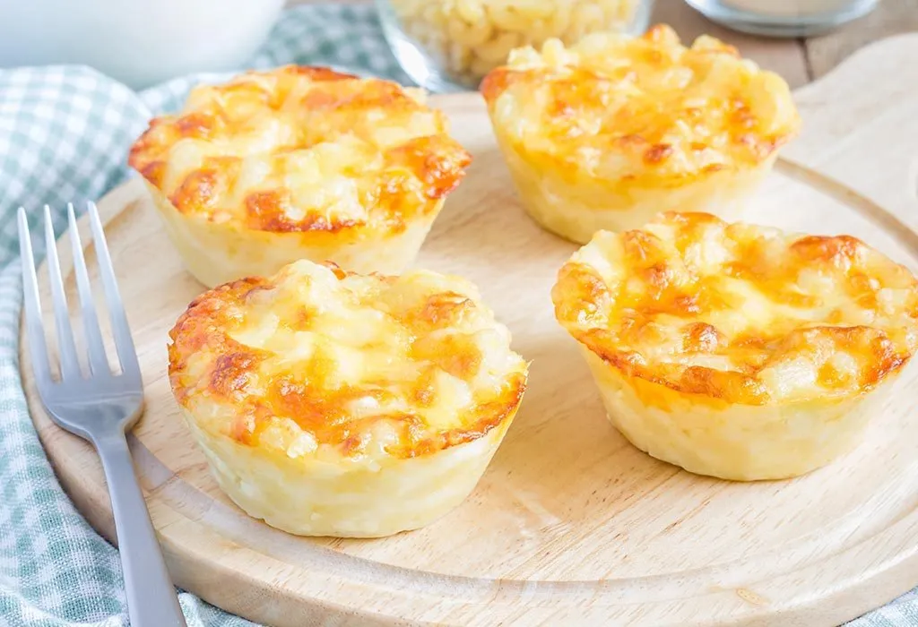 MAC AND CHEESE MUFFINS