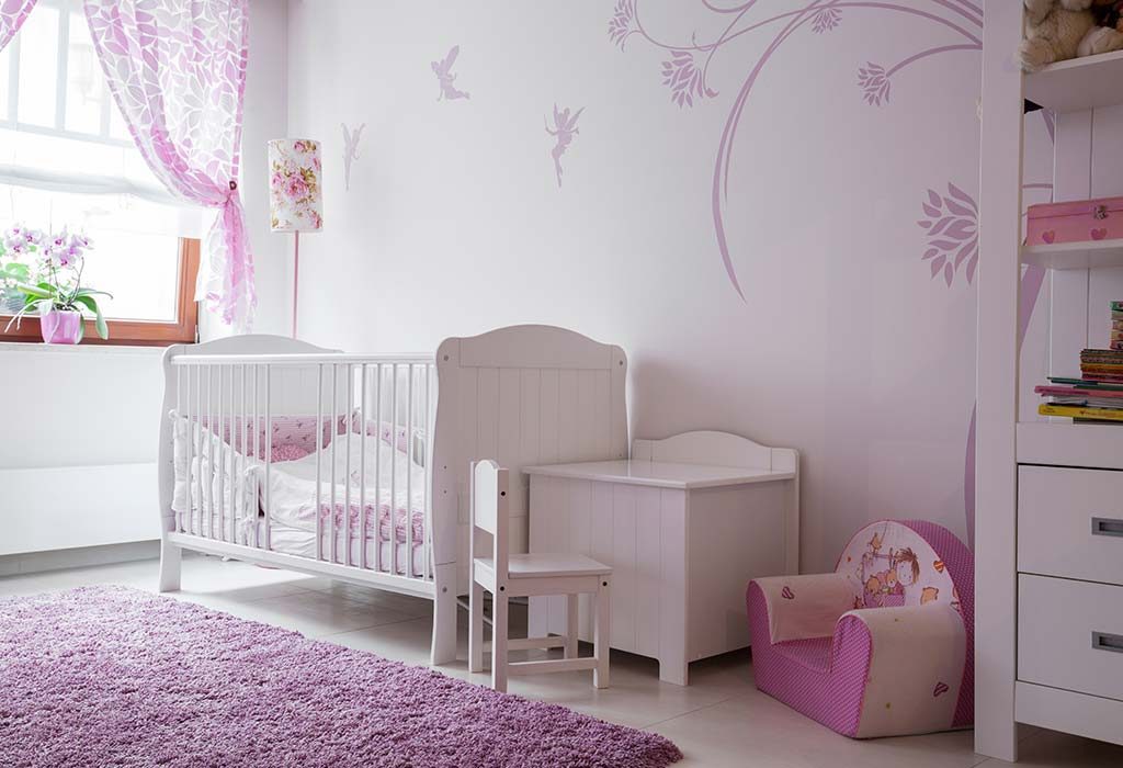 A baby's room in pink