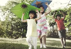 Yarn Kite for Preschoolers