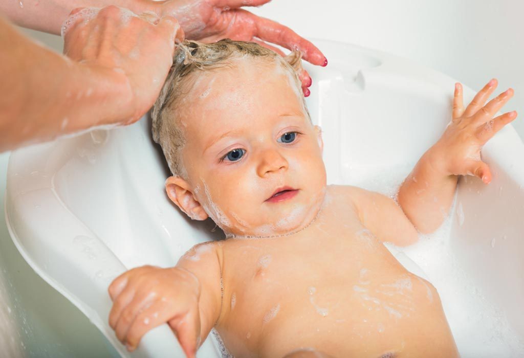 washing newborn hair