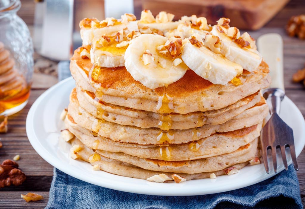 BANANA PANCAKES