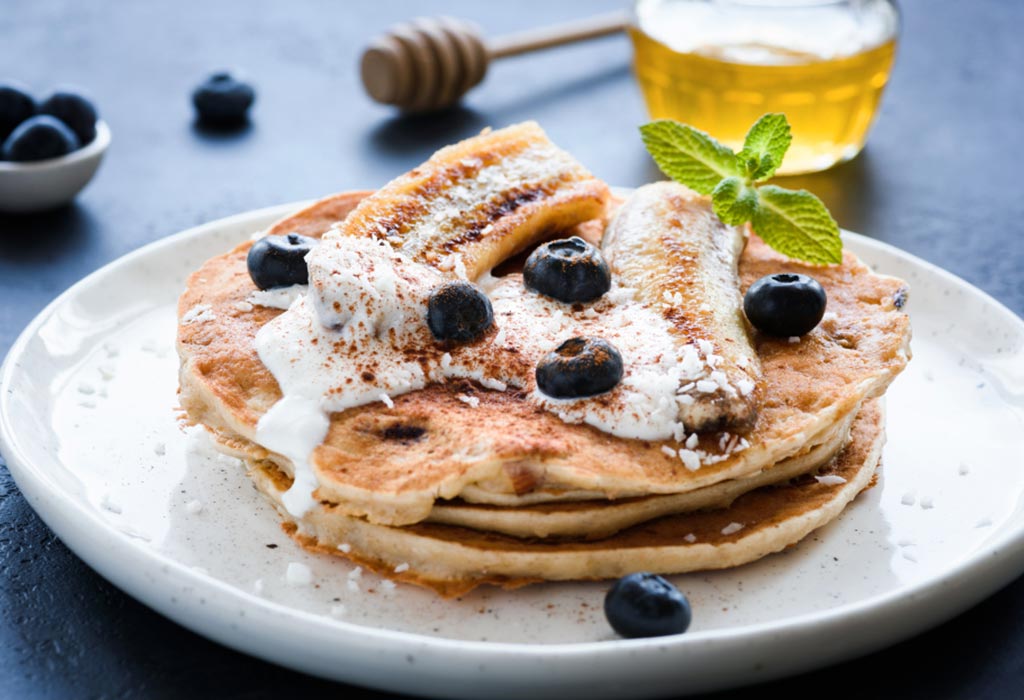 CINNAMON AND OATMEAL PANCAKES