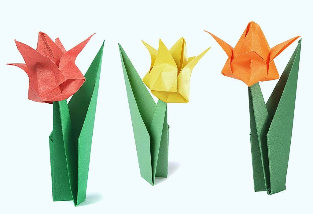 Floral origami table centre