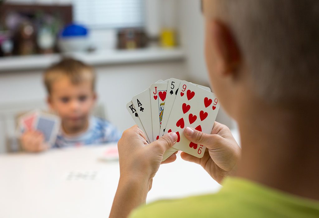 10 Simple and Interesting Card Games for Kids
