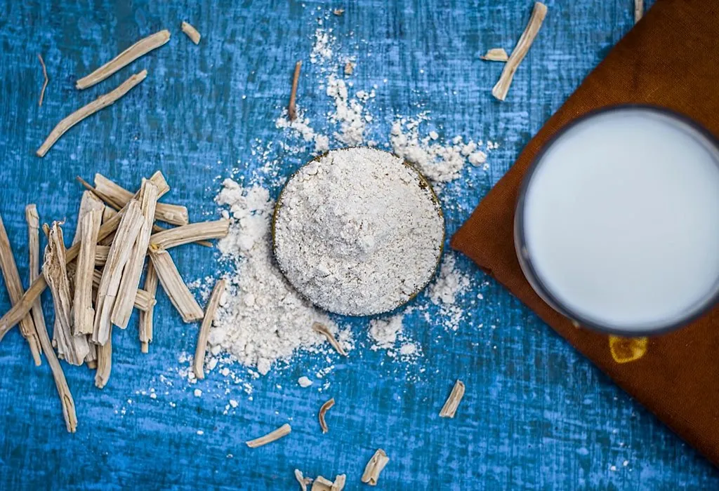 Shatavari powder and a glass of milk