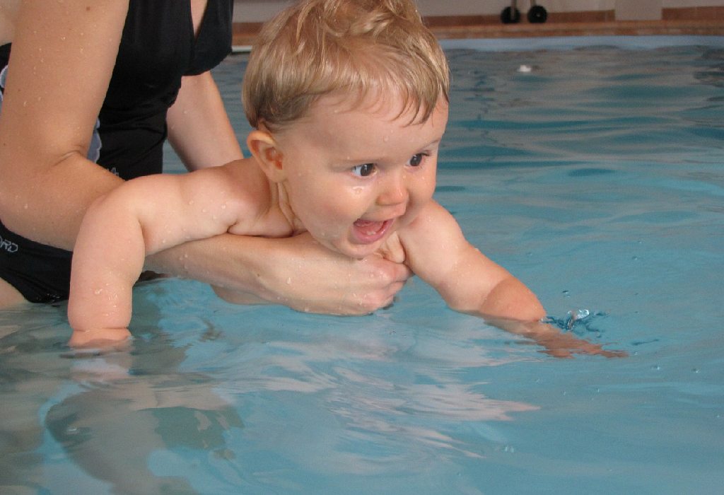 When to Start Swimming Lessons for Babies