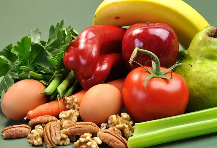 आरोग्यकारक आणि पोषक अन्नपदार्थ खा