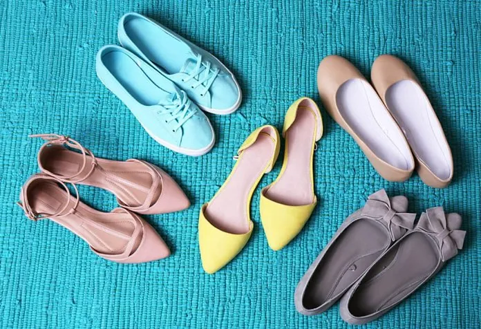 योग्य पादत्राणे घाला