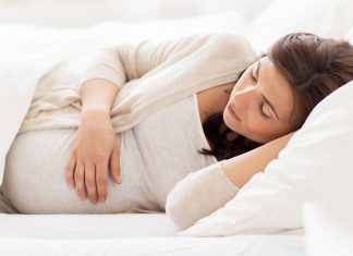 प्रेगनेंसी में सोने की स्थिति: किस पोजीशन में सोएं, कैसे नहीं और खास टिप्स