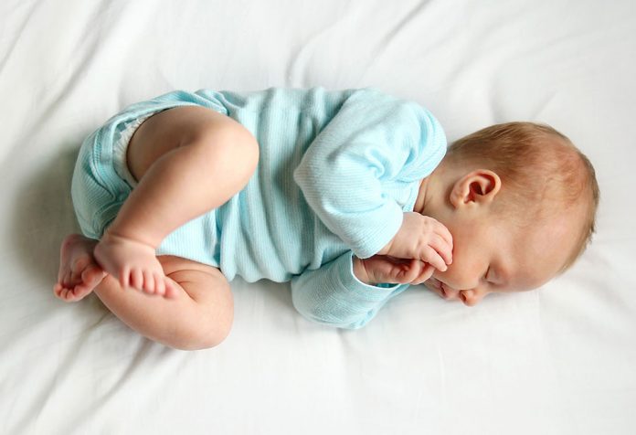 4 से 6 महीने के बच्चे की नींद