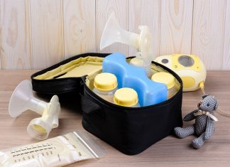 बच्चे को ब्रेस्टफीडिंग कराने की सबसे जरूरी चीजें बच्चे को ब्रेस्टफीडिंग कराने की सबसे जरूरी चीजें