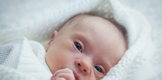 ग्रे बेबी सिंड्रोम - कारण, लक्षण, इलाज और अन्य जानकारी