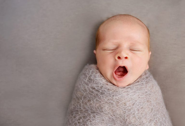 थके हुए बच्चे के लक्षण क्या हैं?