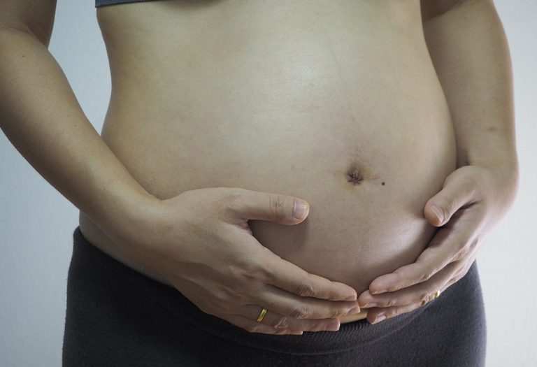 गर्भावस्था के 20वें सप्ताह में पेट