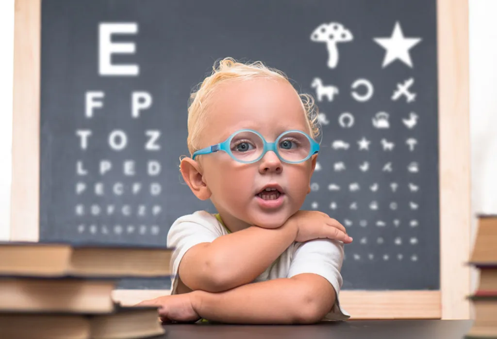 Corrective eyeglasses for squint in babies