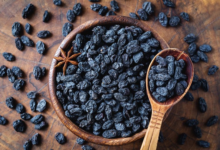 Eating Raisins During Pregnancy – Is it Safe?