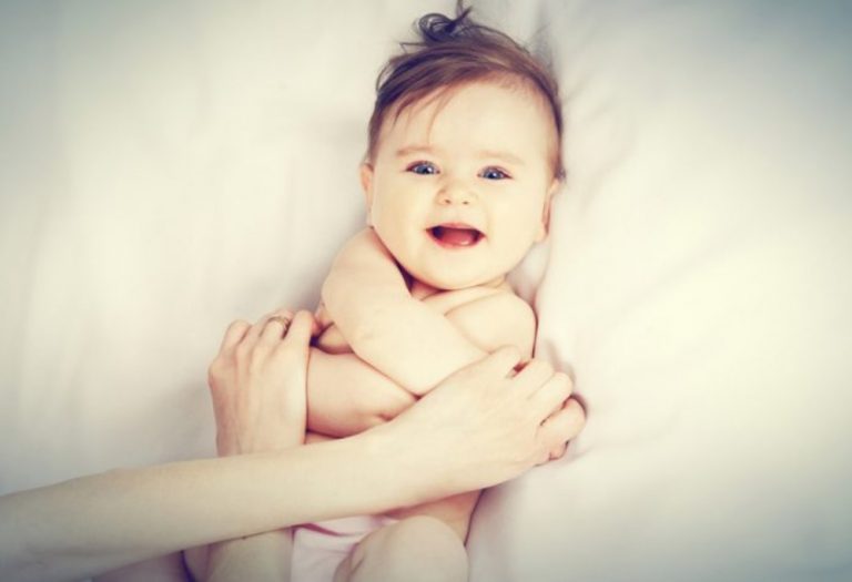 Baby Massage Benefits & Techniques Guide