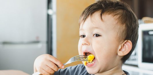 बच्चों के लिए प्रोटीन: फायदे, जरूरत और फूड आइटम्स बच्चों के लिए प्रोटीन: फायदे, जरूरत और फूड आइटम्स