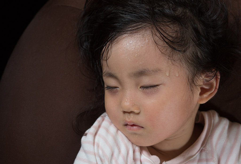 Heat Stroke in Babies – Symptoms, Complications and Treatment