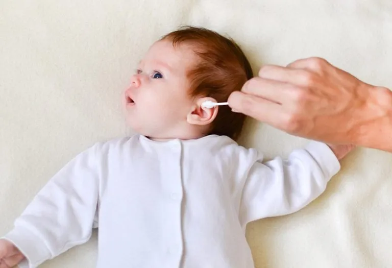 How Do You Clean Infant Ears?