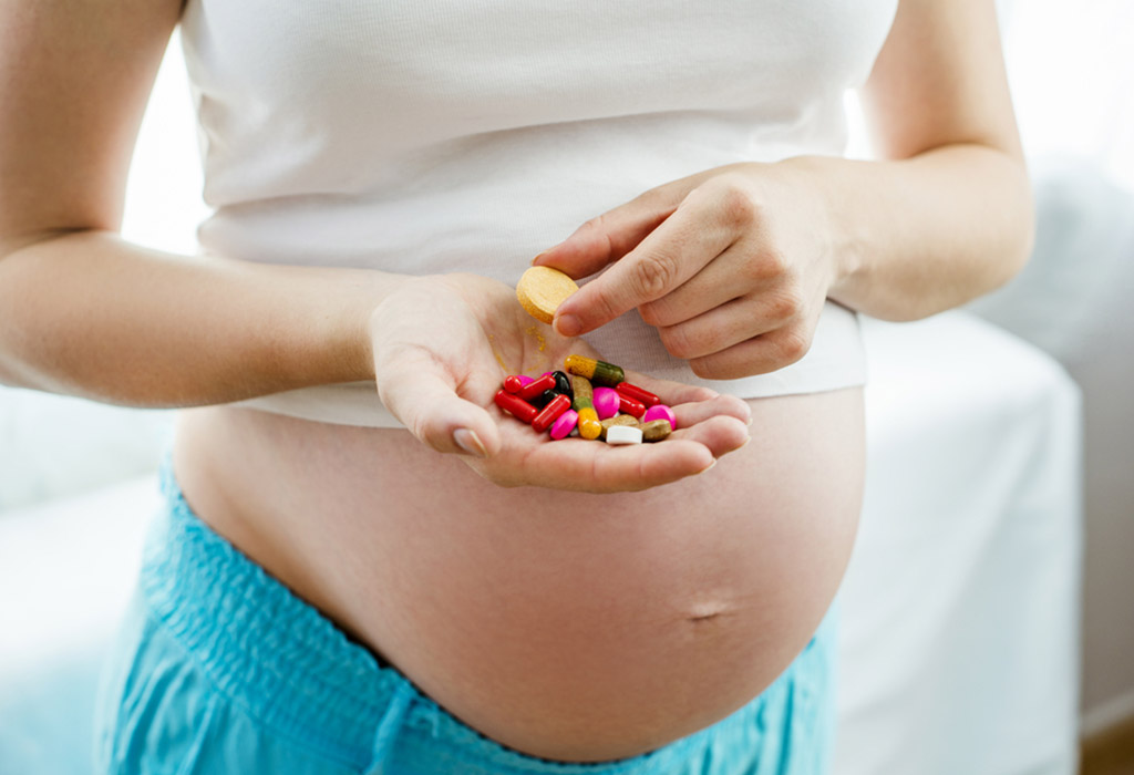 क्या गर्भावस्था के दौरान थायराइड दवाओं का सेवन करना सुरक्षित है?
