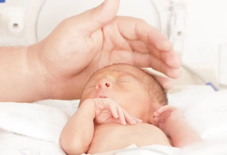 Intrauterine Growth Restriction (IUGR) - Causes and Treatment