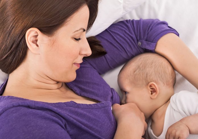 Fasting during breastfeeding - Impact, safety and tips