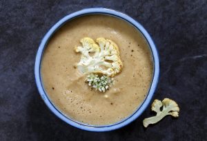 cauliflower soup with garlic