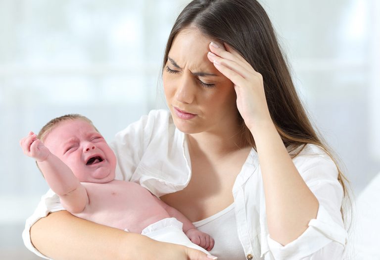 Headache While Breastfeeding: Is It Normal?