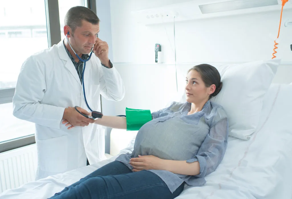 अगर आपके गर्भ में जुड़वां बच्चे हैं तो क्या आपको सी-सेक्शन की जरूरत पड़ेगी?