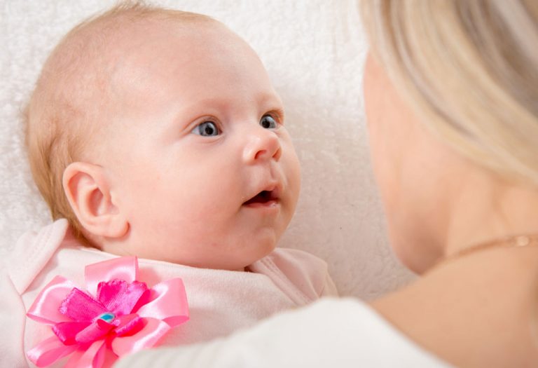 When Do Babies Recognise Their Mother, Father & Other Familiar People?