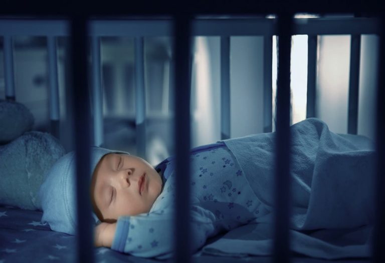 Newborn Baby Sleeping Too Much - Do I Need to Worry?