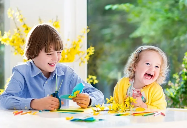 15 Easy Summer Crafts for Toddlers, Preschoolers & Kids