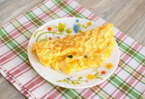 CHEESE OMELETTE