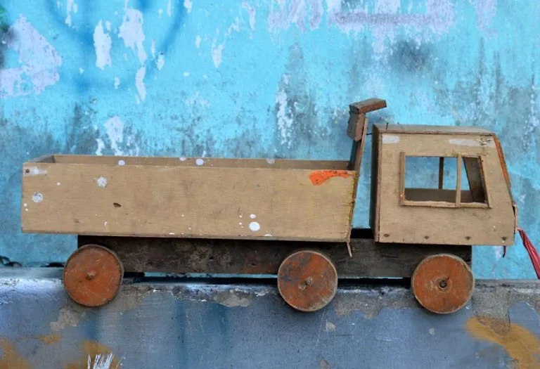 10 Best Homemade Toys for Kids