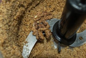 WALNUT BUTTER PREPARATION