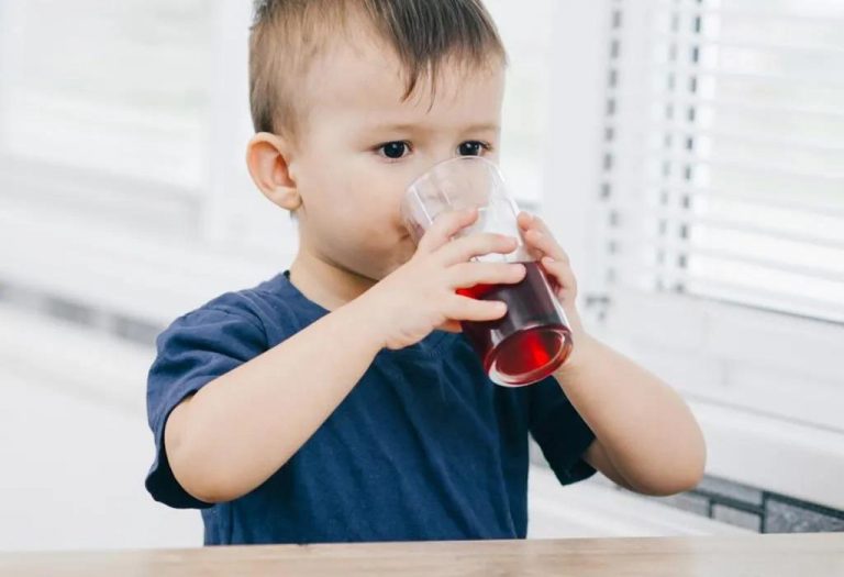Pomegranate for Babies : Health Benefits and Precautions