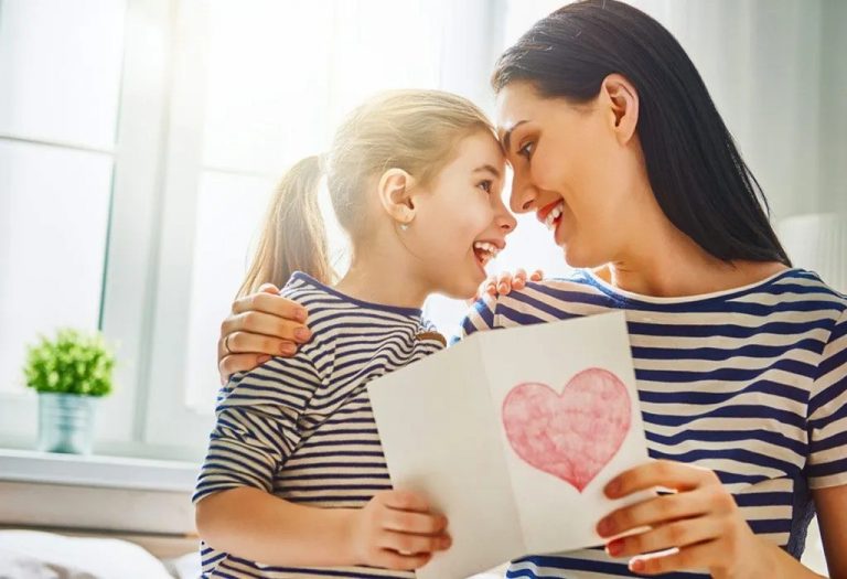 20+ Mother's Day Greeting Card & Craft Ideas for Kids