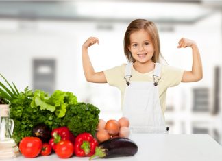 बच्चों के खाने के लिए 15 सबसे अच्छी और हेल्दी चीजें
