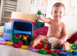 ৭ মাস বয়সী শিশুর মাইলস্টোন