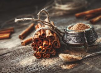 গর্ভাবস্থায় দারুচিনি খাওয়া - উপকারিতা এবং ঝুঁকিগুলি