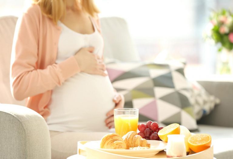Healthy Breakfast for Pregnancy - Foods to Eat and Avoid